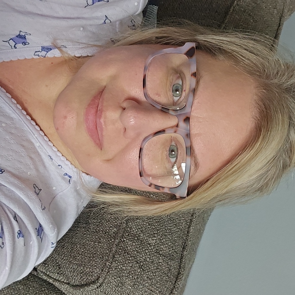 Meet your Posher, Melisa